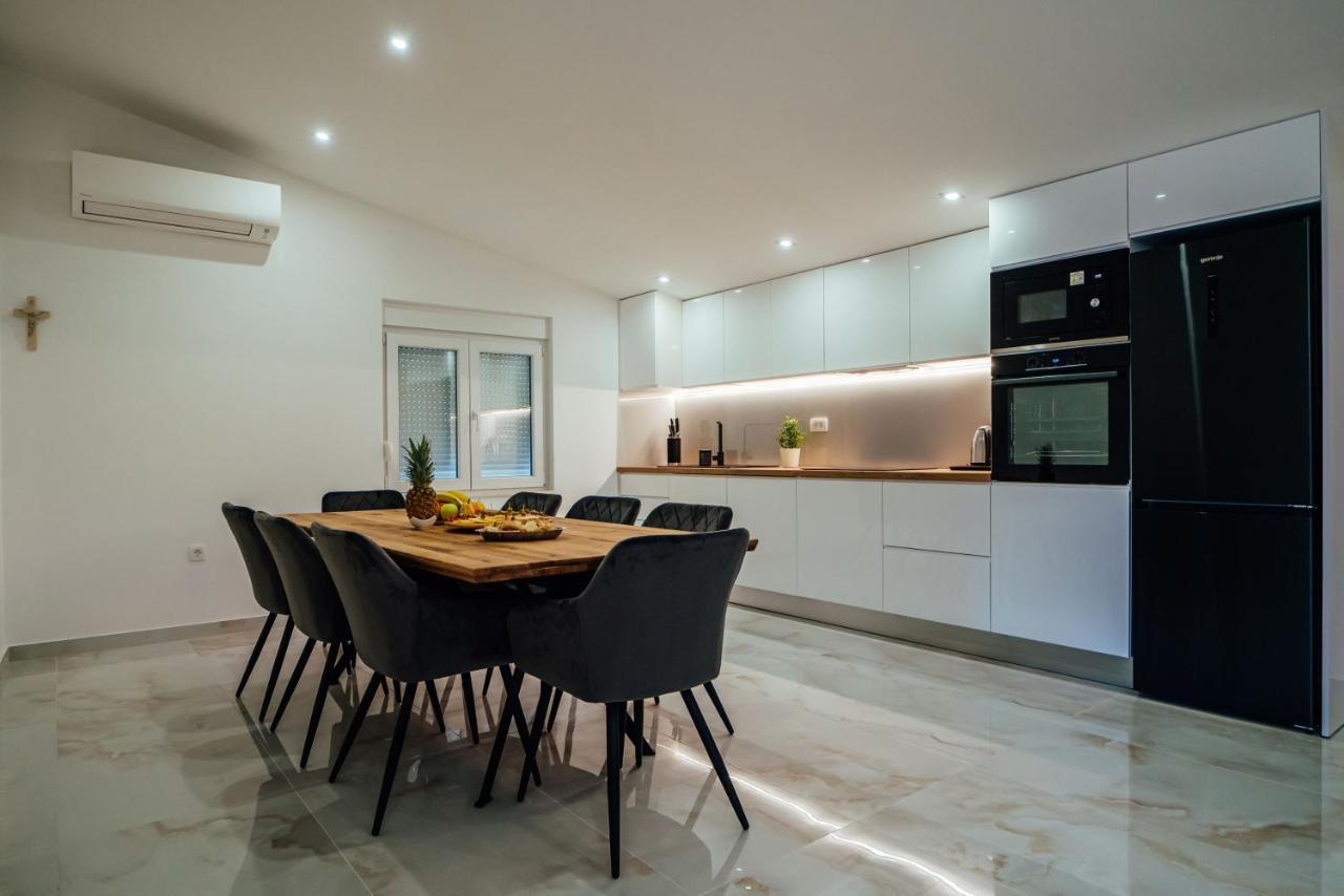 Apartman Mlikota Zagvozd Zewnętrze zdjęcie
